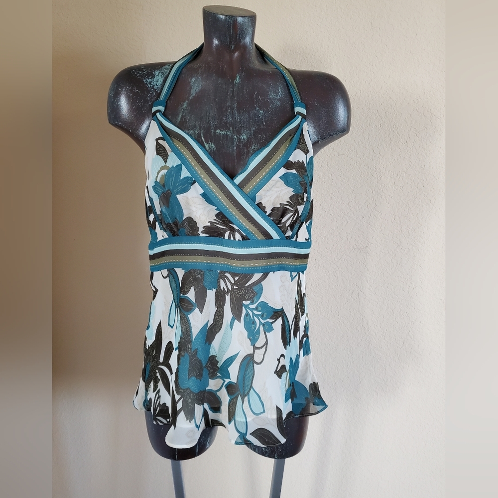 Halter top Sz 8 Like New!